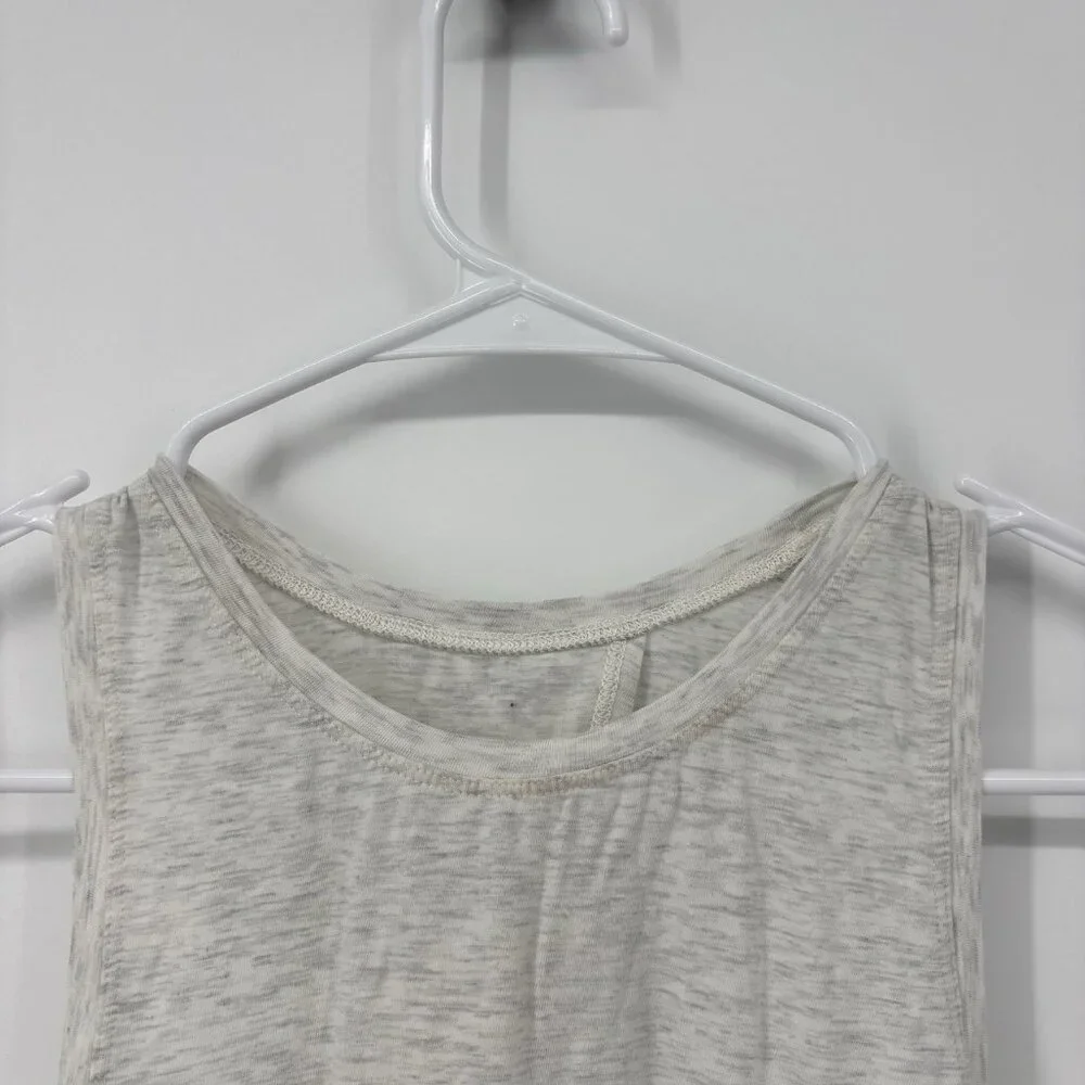 Lululemon Tie Tank Top Womens Size 4 Heather Gray‎ *Read* Gym Athletic